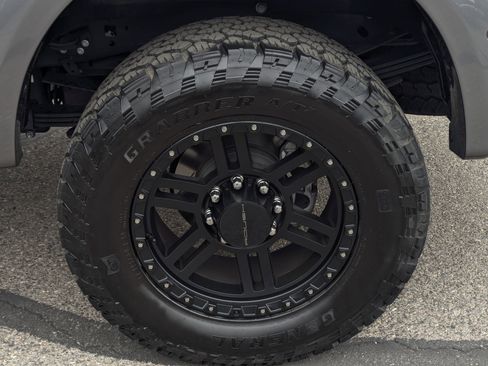 Certified 2025 Ford F250 Lariat w/ Lariat Ultimate Package image 7