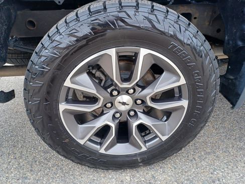 Used 2024 Chevrolet Silverado 1500 RST w/ Convenience Package II AWD/4WD image 26