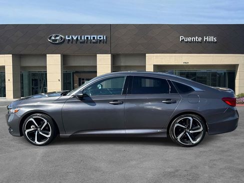 Used 2019 Honda Accord Sport image 3