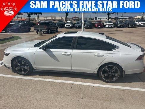 Used 2023 Honda Accord Sport image 10