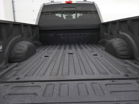 Used 2022 Ford F350 Platinum image 32