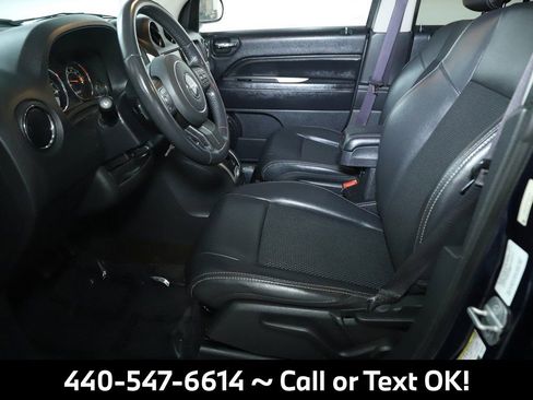 Used 2014 Jeep Compass Latitude image 22