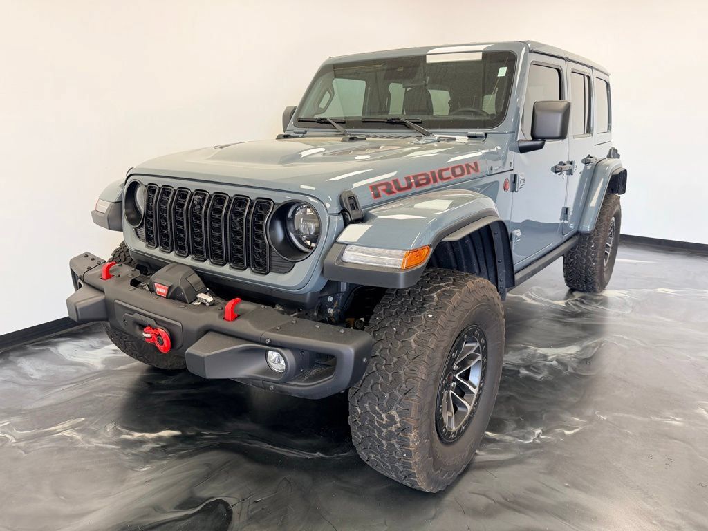 Used 2024 Jeep Wrangler Unlimited Rubicon AWD/4WD image 3