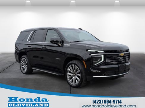 Used 2025 Chevrolet Tahoe High Country w/ Sun And Tow Package image 1