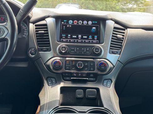 Used 2018 Chevrolet Tahoe LT RWD image 15