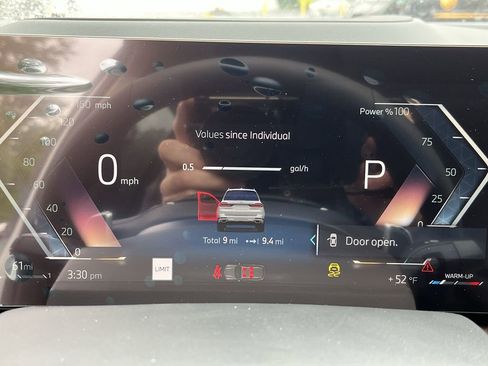 Used 2026 BMW X7 xDrive40i image 15