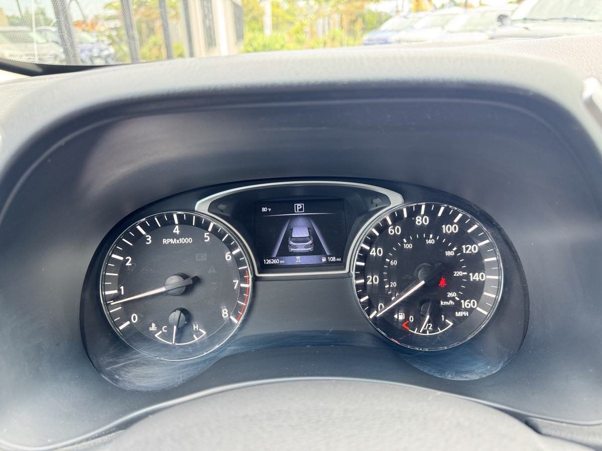 Used 2020 Nissan Pathfinder S FWD image 45