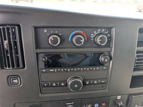 New 2024 Chevrolet Express 3500 Work Van w/ Power Convenience Package image 10