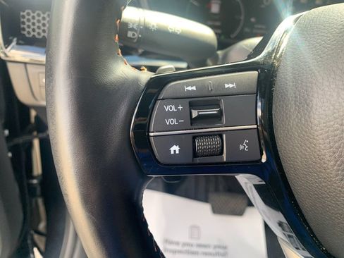 Used 2025 Honda CR-V Sport Touring image 29