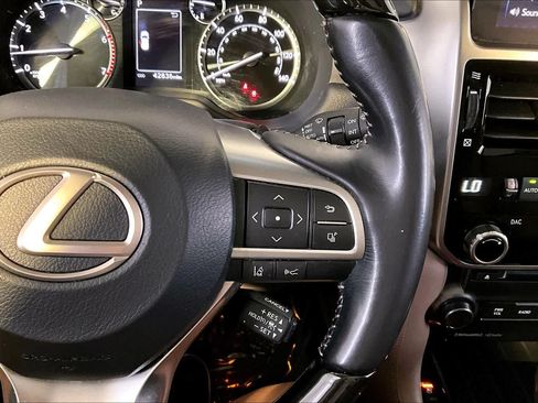 Used 2023 Lexus GX 460 Premium w/ Premium Package AWD/4WD image 25