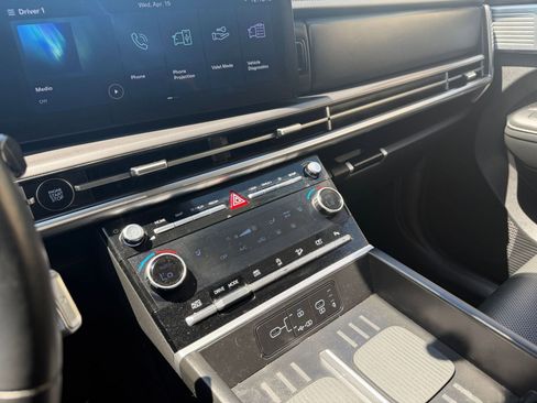 Used 2025 Hyundai Santa Fe SEL image 44