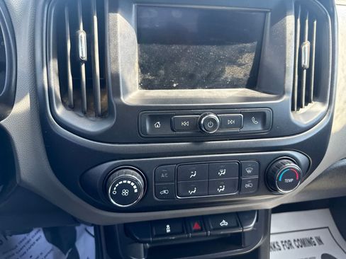 Used 2021 Chevrolet Colorado W/T w/ WT Convenience Package RWD image 22