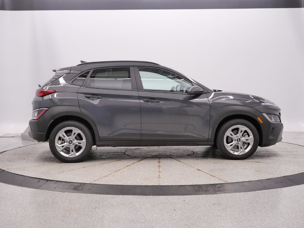 Used 2023 Hyundai Kona SEL AWD/4WD image 6