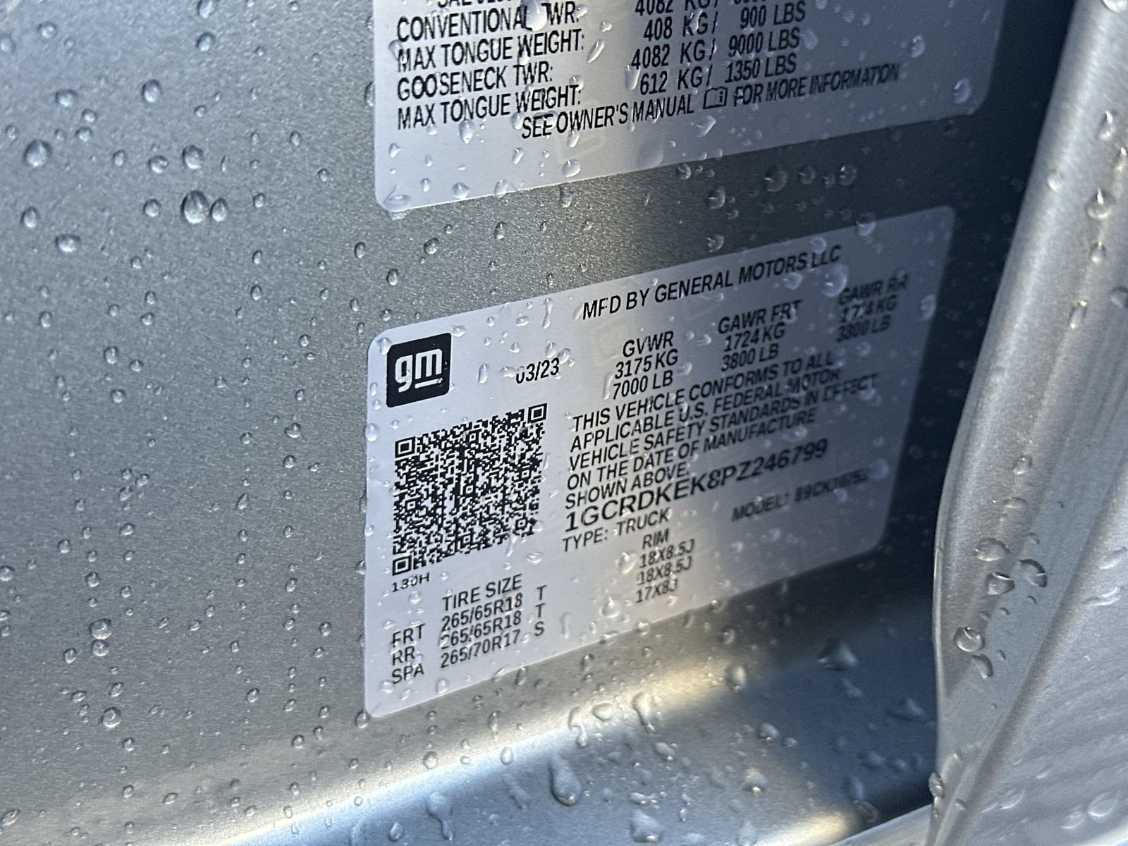 Used 2023 Chevrolet Silverado 1500 LT AWD/4WD image 35