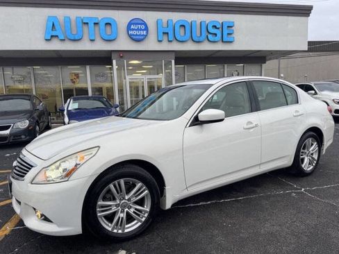 Used 2011 INFINITI G37 x w/ Premium Pkg image 1