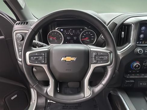 Used 2020 Chevrolet Silverado 1500 LTZ w/ LTZ Premium Package AWD/4WD image 12