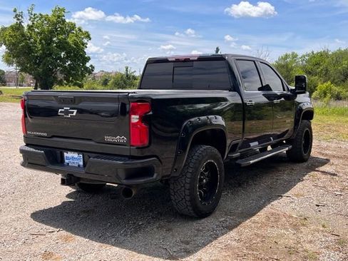 Used 2022 Chevrolet Silverado 2500 High Country w/ LPO, Hitch Package AWD/4WD image 7