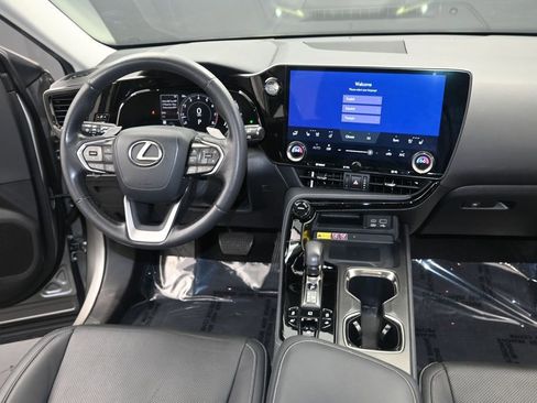 Used 2022 Lexus NX 250 AWD image 15