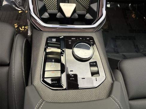 Used 2025 BMW X3 xDrive30i w/ Convenience Package image 23