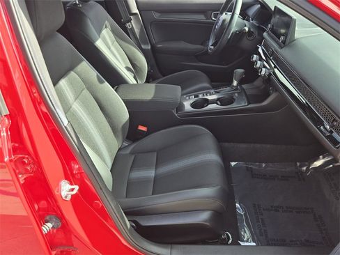 Certified 2024 Honda Civic Sport image 17