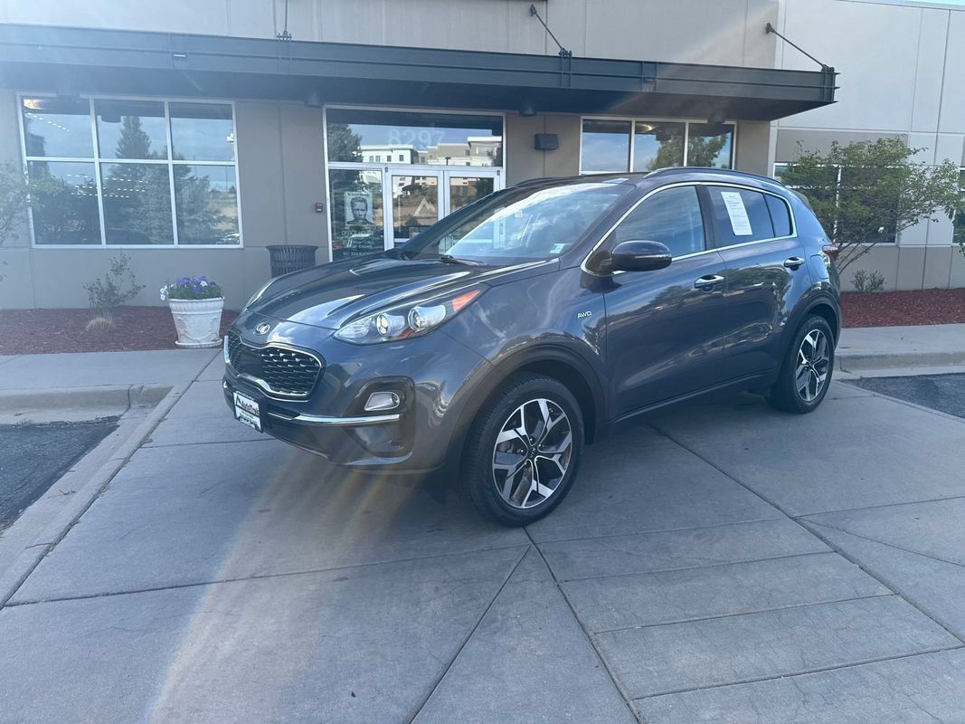 Used 2020 Kia Sportage EX w/ EX Technology Package AWD/4WD image 2