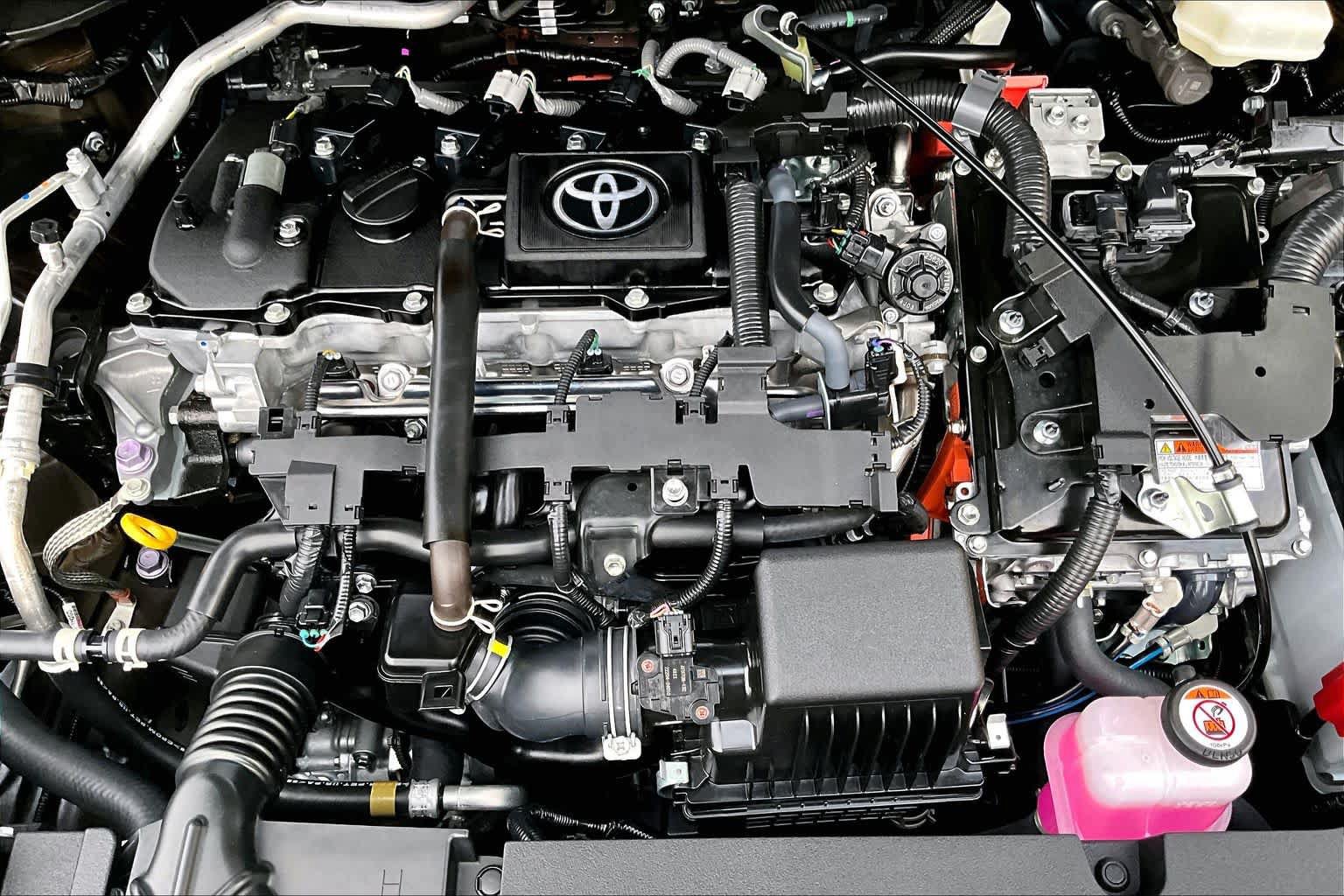 Used 2025 Toyota Corolla LE w/ Convenience Package FWD image 33