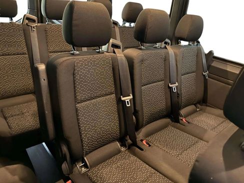 Used 2019 Mercedes-Benz Sprinter 2500 image 21