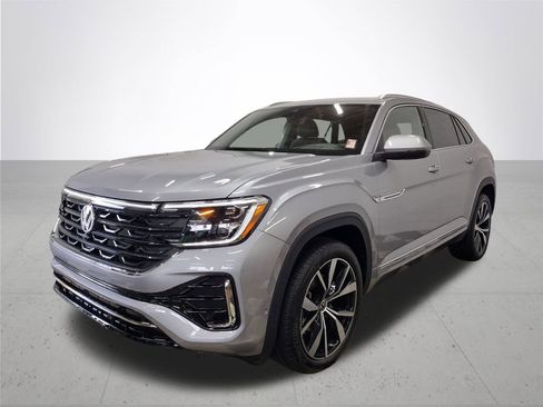 New 2026 Volkswagen Atlas Cross Sport SEL Premium R-Line image 2