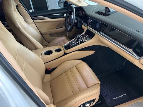 Used 2018 Porsche Panamera w/ Premium Package Plus RWD image 24