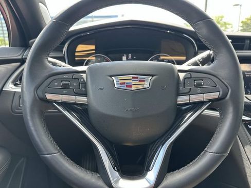 Used 2024 Cadillac XT6 Premium Luxury w/ LPO, Floor Liner Package AWD/4WD image 21