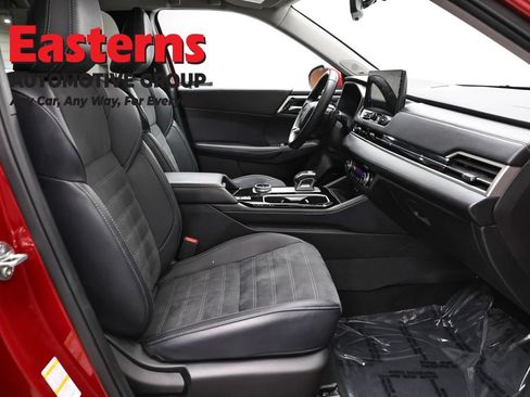 Used 2025 Mitsubishi Outlander SE FWD image 23