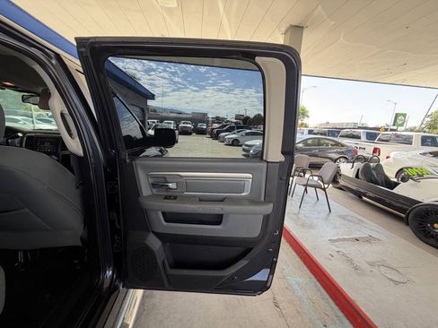 Used 2013 RAM 1500 Big Horn RWD image 16