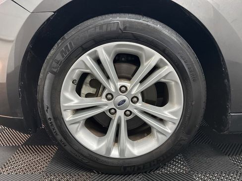 Used 2018 Ford Taurus SEL w/ Equipment Group 201A image 37