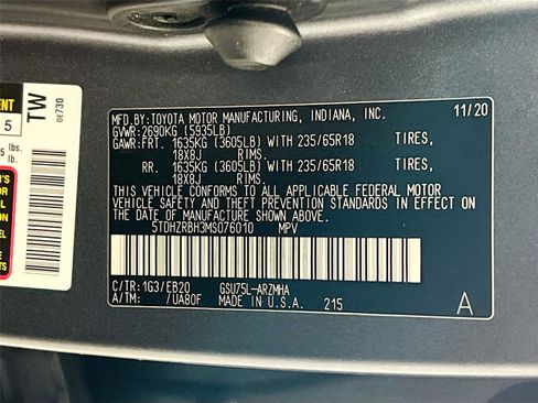 Used 2021 Toyota Highlander XLE image 34