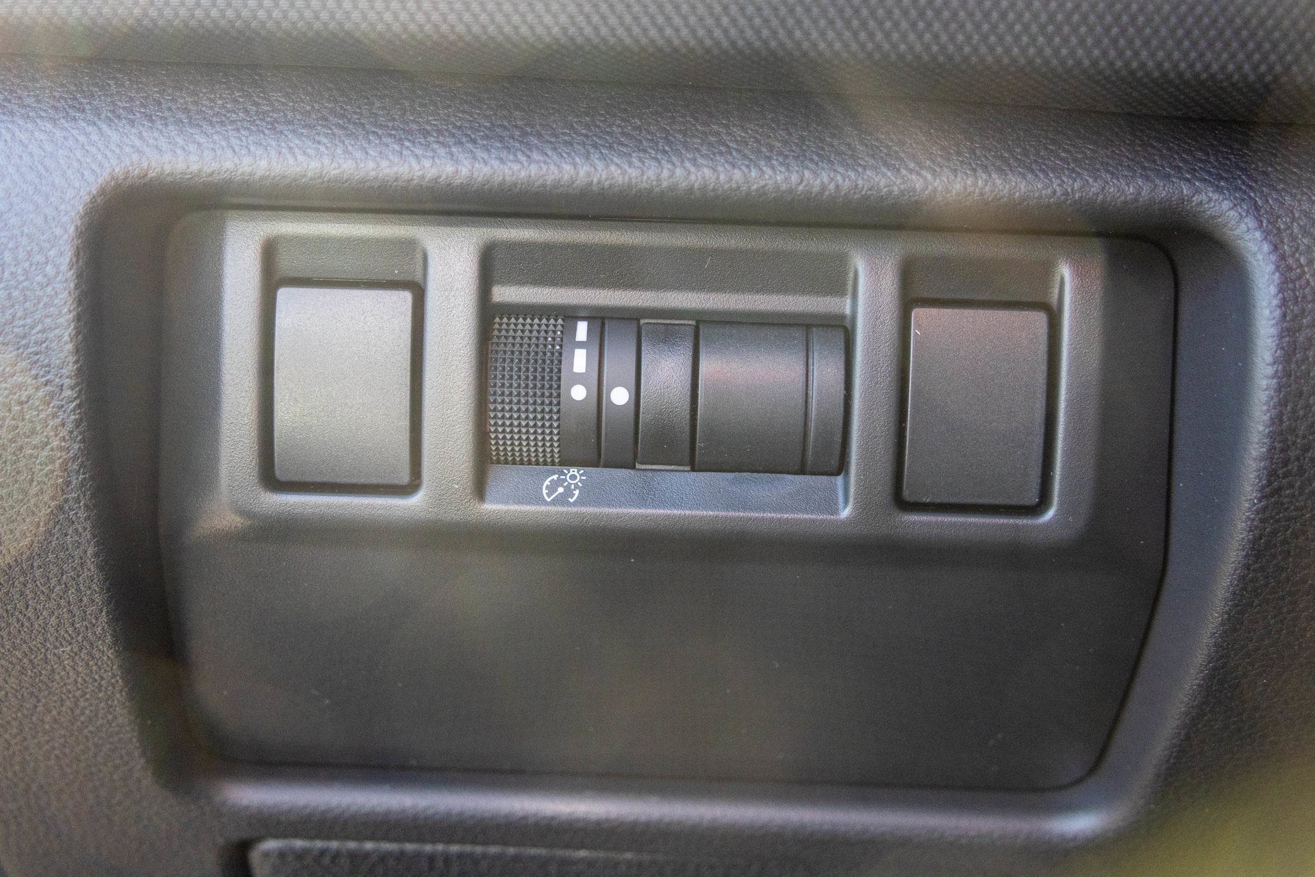 New 2026 Subaru Forester Premium AWD/4WD image 32