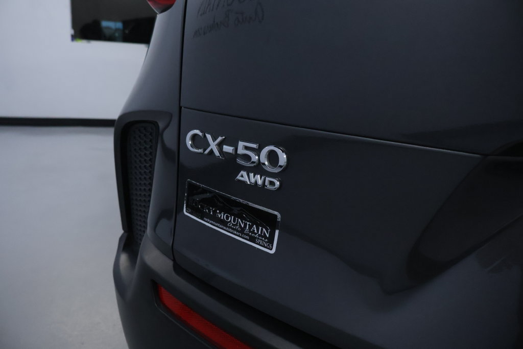 Used 2024 MAZDA CX-50 AWD 2.5 S w/ Preferred Package image 10