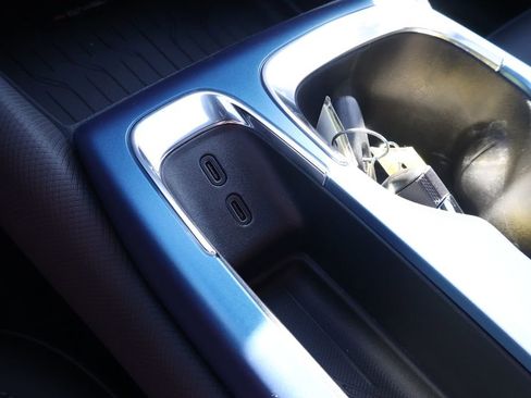 New 2026 Chevrolet Equinox EV LT image 30