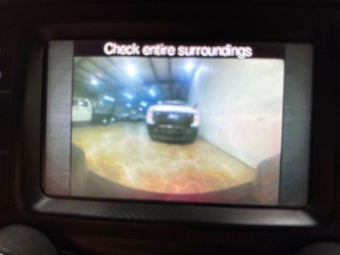 Used 2017 RAM 5500 Tradesman w/ Power & Remote Entry Group image 18