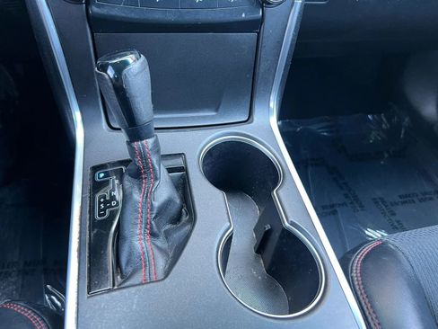 Used 2017 Toyota Camry SE FWD image 17