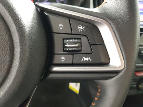 Used 2018 Subaru Crosstrek 2.0i Premium w/ Eyesight System image 22