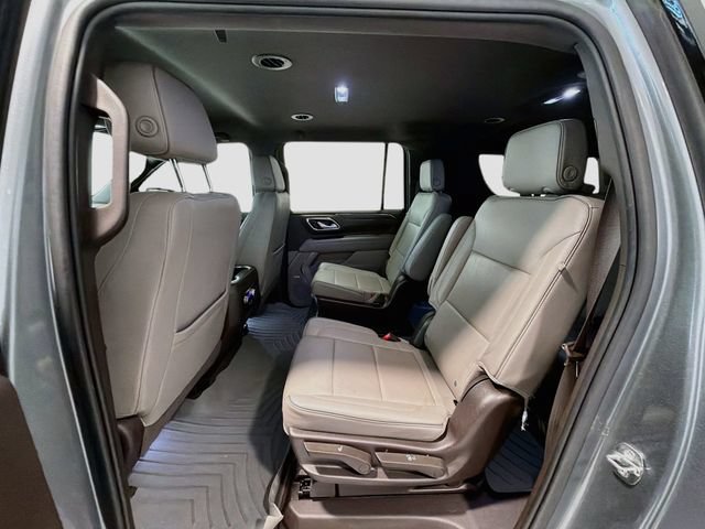 Certified 2022 GMC Yukon XL SLT w/ SLT Luxury Package AWD/4WD image 23