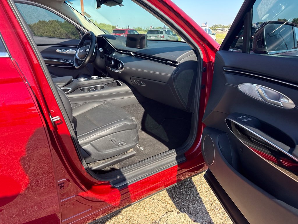 Used 2022 Genesis GV70 2.5T AWD/4WD image 17