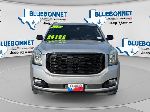 Used 2018 GMC Yukon Denali RWD image 2