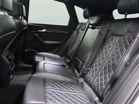 Used 2018 Audi SQ5 Prestige image 15
