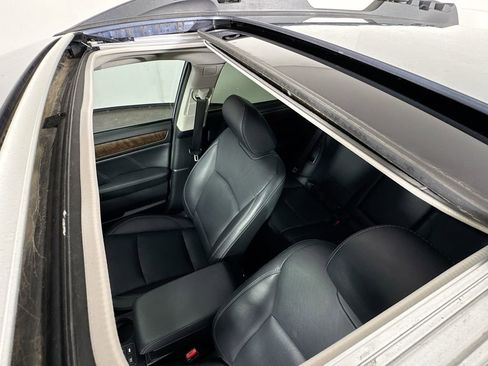 Used 2018 Subaru Outback 2.5i Limited image 25