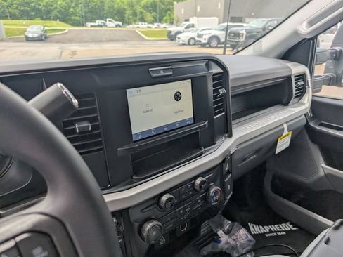 New 2025 Ford F350 XL w/ XL Chrome Package AWD/4WD image 18