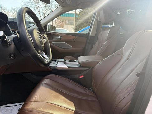 Used 2023 Acura MDX SH-AWD w/ Technology Package image 19