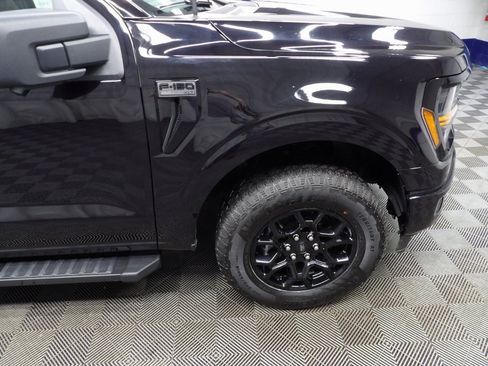 Used 2024 Ford F150 XLT w/ XLT Black Appearance Package image 39