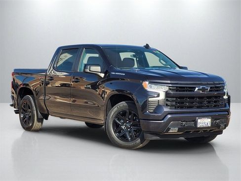 Used 2023 Chevrolet Silverado 1500 RST image 1