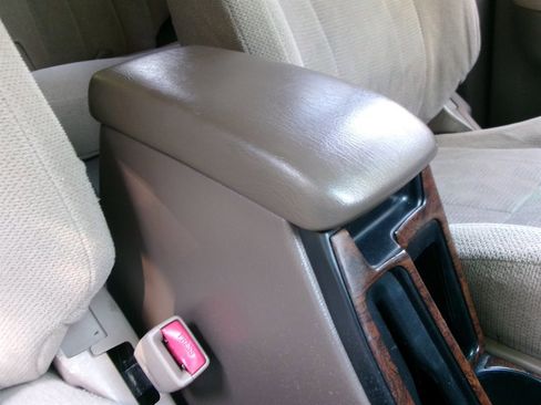 Used 2000 Toyota 4Runner SR5 image 24